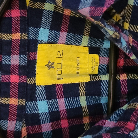 Flannel - Picture 2 of 5